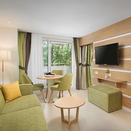 Хотел форест бийч 4*